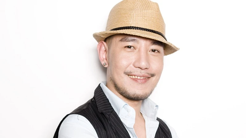 揭秘！彩妝神手 Leslie的超私密化妝包