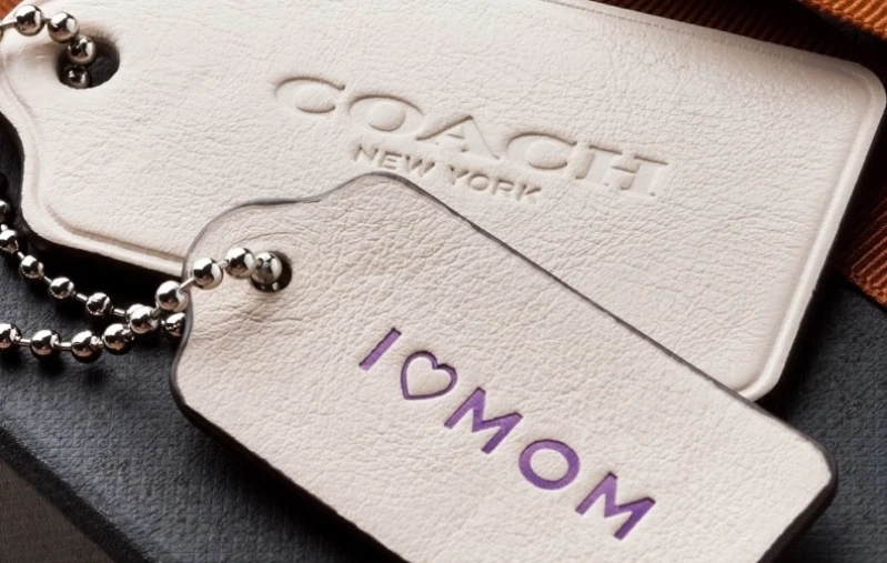 訂製皮牌 COACH包藏專屬心意