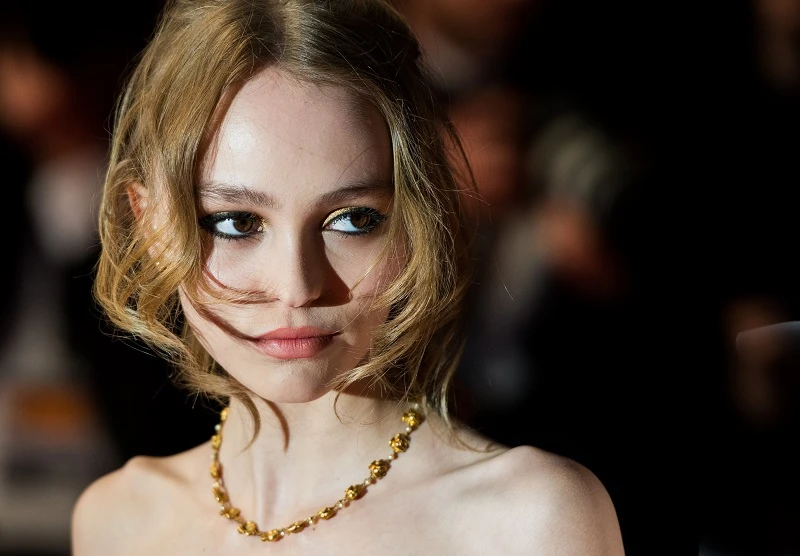 【女人看世界】七月看點: Lily-Rose Depp、 有個國家雌性止步、最包容的廁所、Google的母親、女老師過多造成男生娘娘腔?