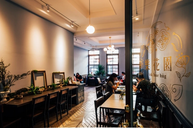 滷味、甜點搭調酒，屬於女孩的夏夜縱逸秘點「樂花園」