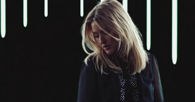 主題曲都給她唱紅！艾麗高登Ellie Goulding 4首電影洗腦神曲