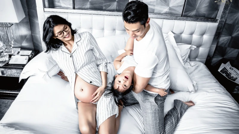 林嘉綺全家福照曬美美孕肚！留下幸福紀錄就要這樣拍