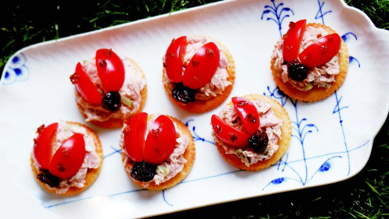 《小廚娘Olivia的美好食光》最溫馨的料理寶典，獻給每一位充滿愛的你