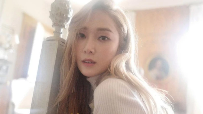 女神回歸！Jessica推新輯，預告照超唯美