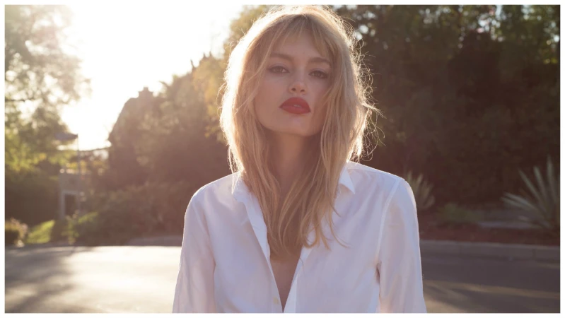 「世界上最棒的超模肉體」Staz Lindes拿下YSL beauty代言人！