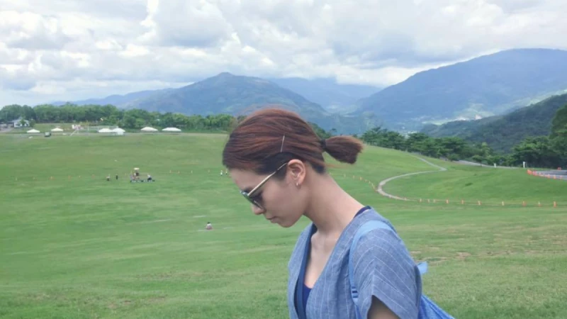 易黑、膚色不均又容易流汗！宋芸樺：「抗汗」、「防水」、「高防曬係數」是最關鍵的夏日防曬保養