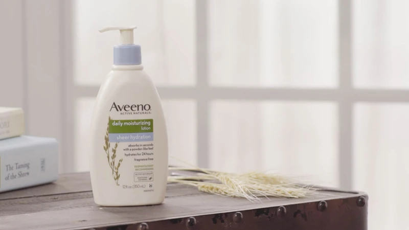 「彈亮肌」就是今夏最強隱形戰袍！萃取自「超級食物」燕麥的水感保濕乳來幫忙~