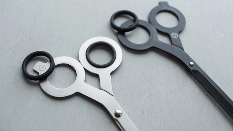 文具控請進！Made in Taiwan絕美剪刀駕到！