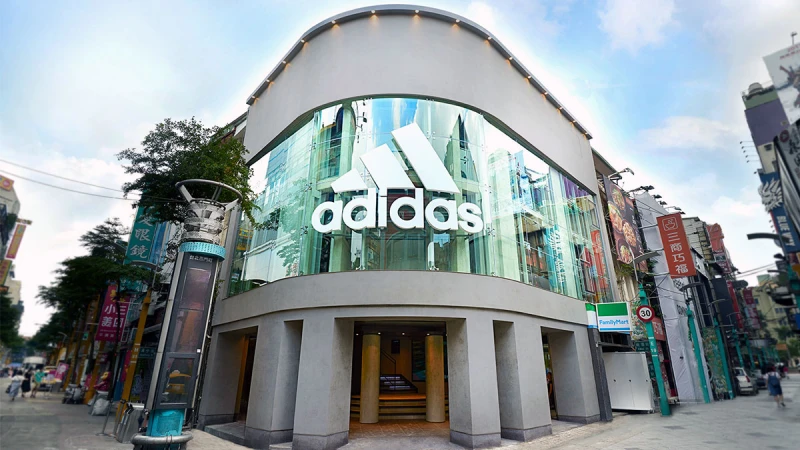 運動控的新天堂！adidas西門町新店鋪 打造霸氣四層樓高LED牆，正式開幕！