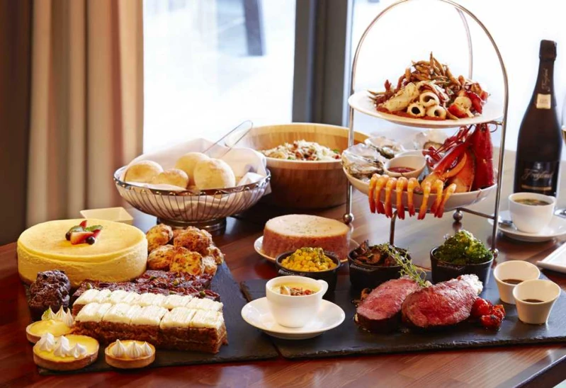 這組合太銷魂 牛排龍蝦生蠔香檳 Danny&#039;s Whats Grill四人浮誇海陸燒烤all day brunch周末才吃得到