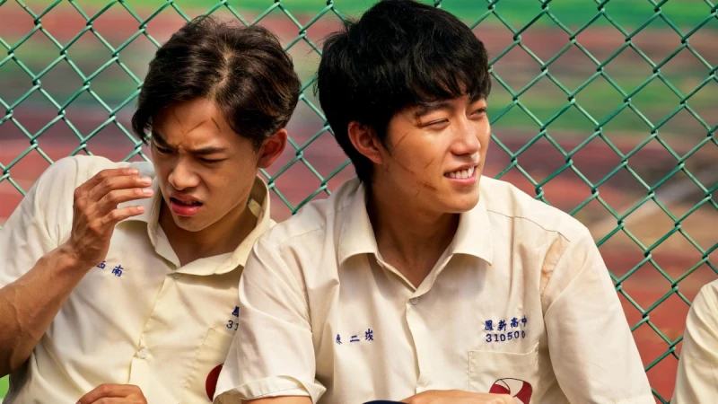 「我會給妳幸福、快樂、勇氣、愛與夢想！」今夏最傻愛告白，蔡凡熙主演青春喜劇《痴情男子漢》