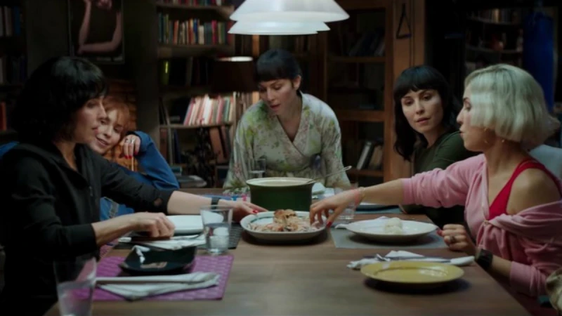 女主角一人超狂分飾七角！《女巫獵人》導演科幻懸疑新作《獵殺星期一》