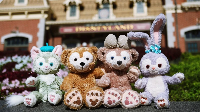 可愛到炸的粉紫色兔兔！達菲新好友StellaLou香港迪士尼樂園登場