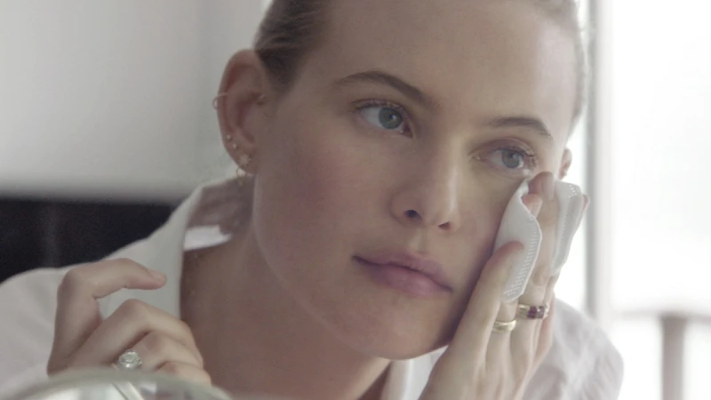 超模除了當媽更要勇闖電視圈！看貝哈蒂如何在事業與家庭中找平衡，讓老公亞當下輩子還想娶她