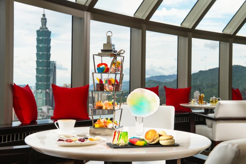 和101與彩虹午茶同框！馬可波羅酒廊虹彩主題午茶『絢麗‧繽紛』 彩繪秋日午後時光