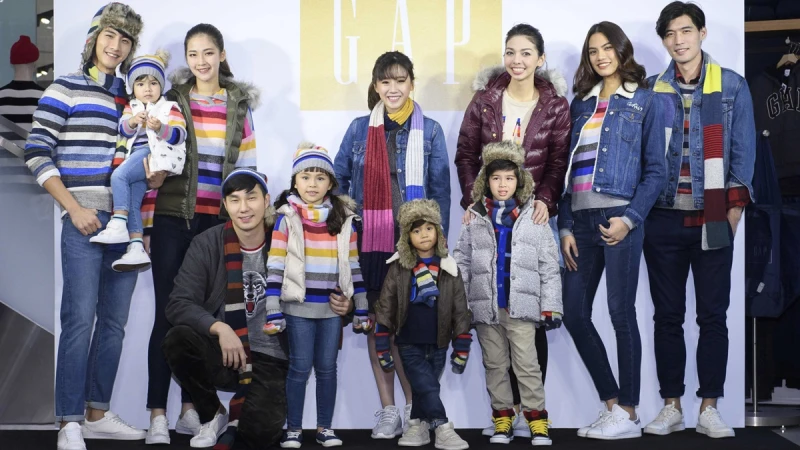 GAP線上商店改版上線！首波秋冬新品帶來彩色條紋系列服飾