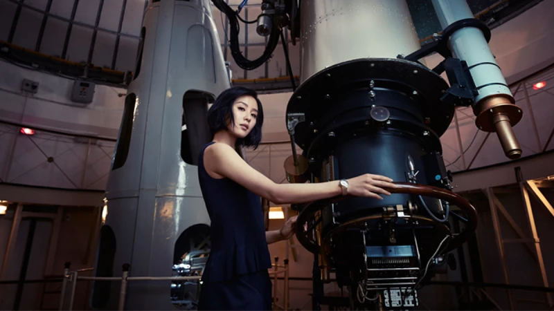 劉詩詩加入眾星群，與艾迪.雷德曼共列 Omega 品牌大使！