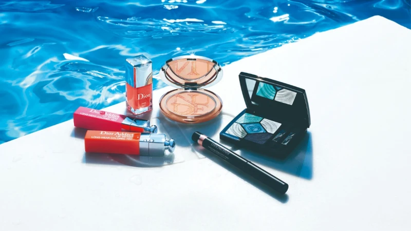 Dior 2018夏季彩妝「沁涼豔夏」有如濺起的沁涼水花 充滿夏日活力色彩與涼感妝效！