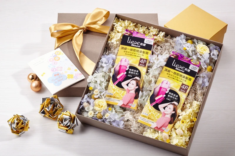 最貼心的母親節禮物，編輯大推 讓媽咪重返美好年代的輕齡夢幻禮盒！