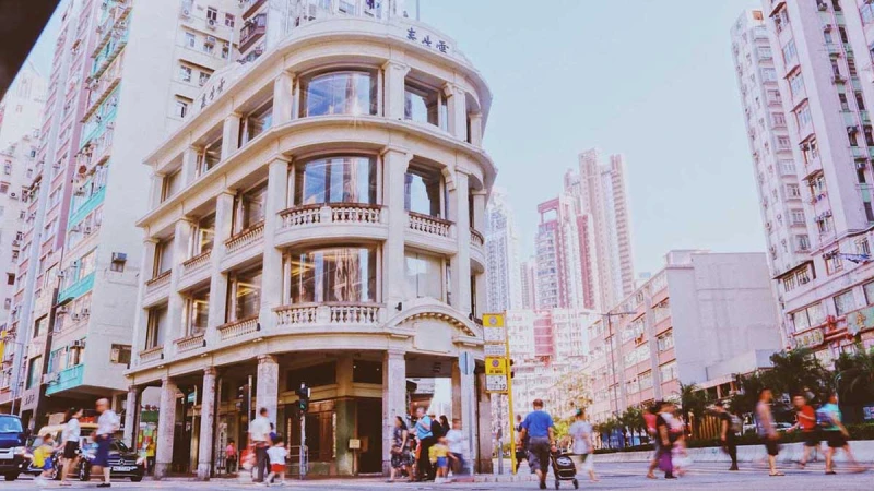 跟文藝知青來去逛香港『深水埗』，過過老時髦市集生活的新風華！