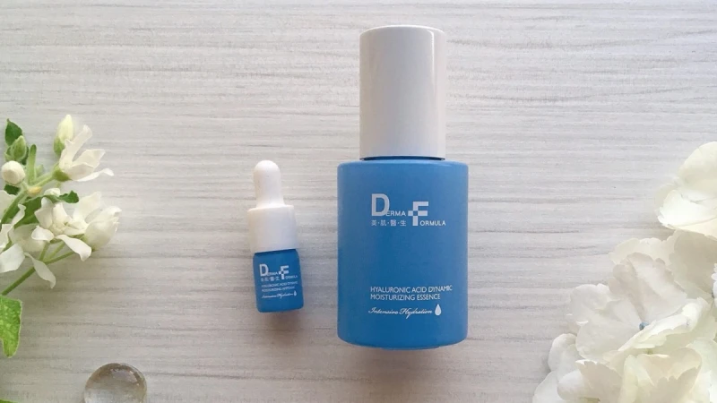 打開肌膚的水嫩驅動程式----用搖的就可以！最強「搖搖保濕精華」讓肌膚隨時都超水、超亮！