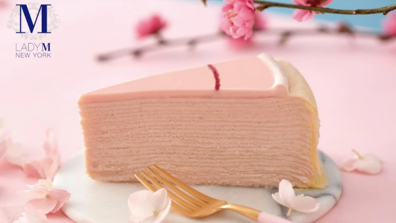 粉紅控必吃的限定口味來了！Lady M絕美櫻花莓果千層登場，還有限量百香果起司蛋糕