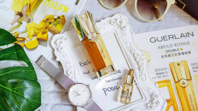 M編特搜！年年都得獎，最強抗老CP小金瓶+雙精瓶，1+1的3重修護讓你超年輕！