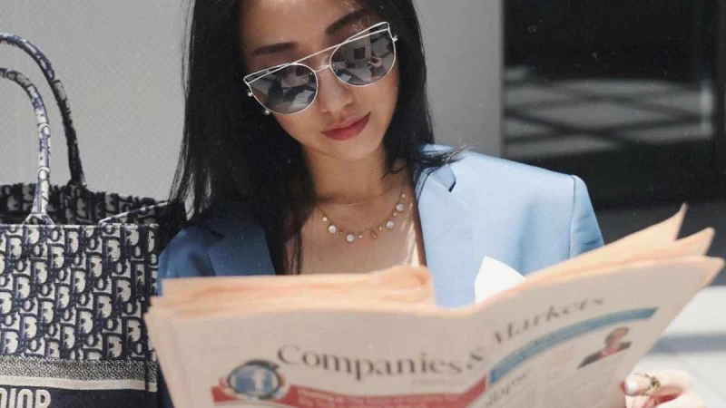 夏天墨鏡怎麼挑? 跟著造型師戴就對了! 明星造型師羅雯這次盤點的超美墨鏡，簡直讓人每款都想要！