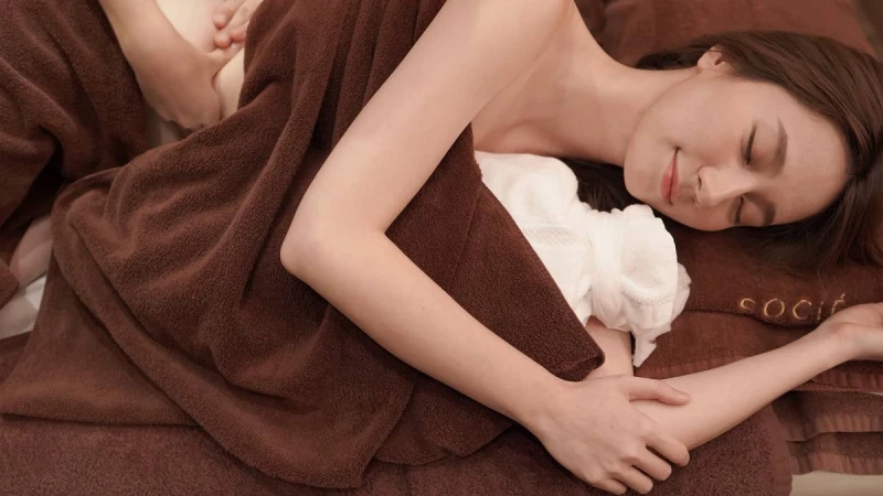 夏天露腰、露手臂、露小腿也有自信！葉羿君靠秘密武器把腰線、手臂和足部變緊實，療癒小基地也一次公開！