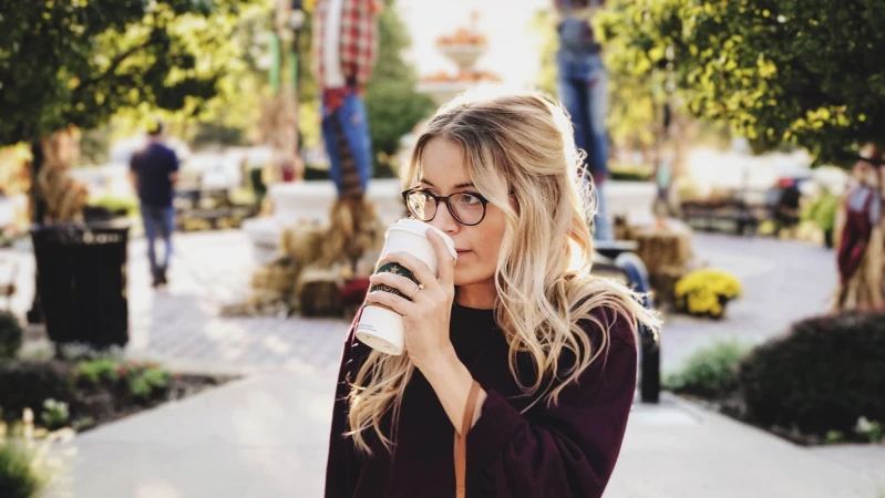 6招必知更年期保養！她才32歲已停經，壓力大、荷爾蒙失調～醫師宣告「卵巢早衰」