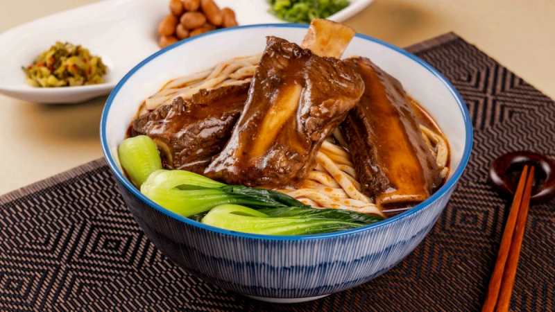 福容線上食堂開賣！冠軍戰斧牛肉麵熱銷百萬， 薑黃雞湯 雨來菇珍珠薏仁，養生防疫首選！ 