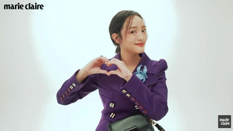 王淨最不為人知的秘密大哉問!為媽媽刺青、有拍照恐懼症、家人的瓶中信,笑著笑著就哭了...