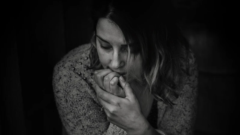 常常在意別人一句無心話、跟別人長時間相處會感到疲累…有這些徵兆，代表你是每5人就有1名的「高敏人」