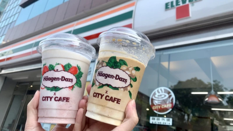 7-11攜手哈根達斯推冰沙啦！草莓拿鐵、夏威夷果仁咖啡，2款全球限定聯名冰沙新登場