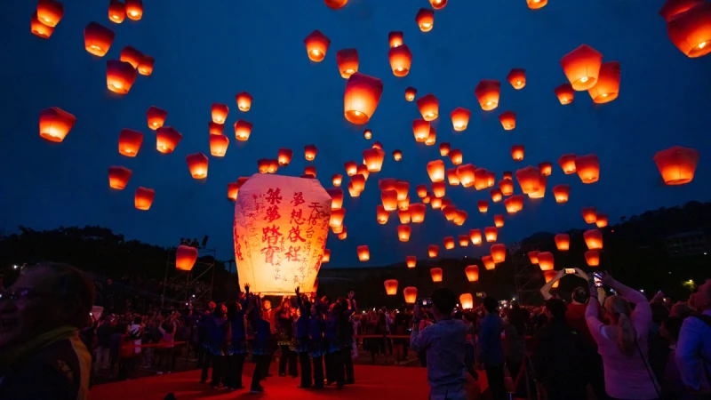 2022平溪天燈節本周施放！兩場活動時間日期快筆記，還有6大光雕藝術值得一一收集
