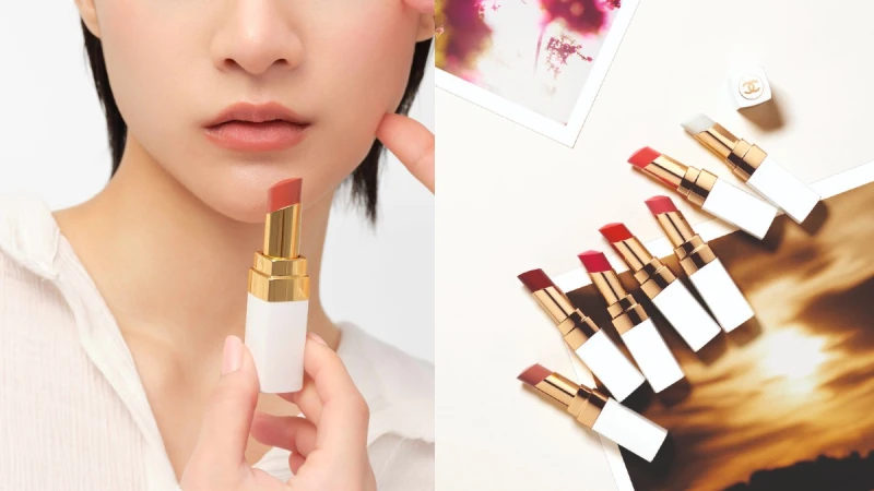 打造寶寶水嫩QQ唇！閉眼入手香奈兒COCO 持色潤唇膏，時髦白管、天然水潤、色色絕美～快讓小香唇色把平凡日常變成幸福小日子！ 