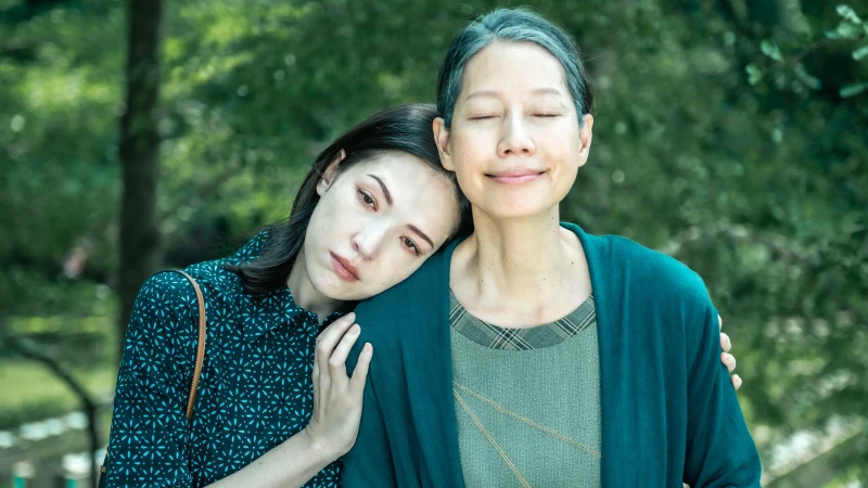 《她和她的她》衝Netflix台灣No.1核彈級哭點,許瑋甯PTSD解離治癒之路:從黑暗的回憶走向光!