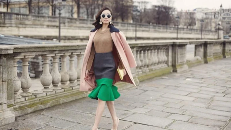 劉詩詩自信遊走2014巴黎時裝週展現熱戀小女人的浪漫唯美