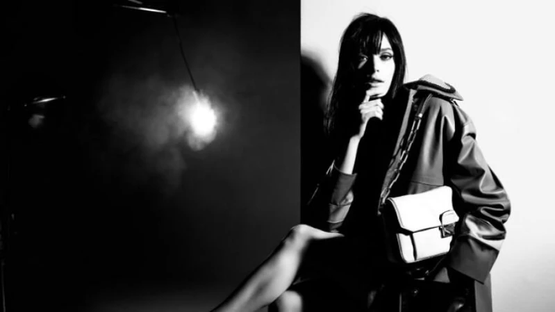 個性女星Stacy Martin為 Miu Miu 帶來全新魅力