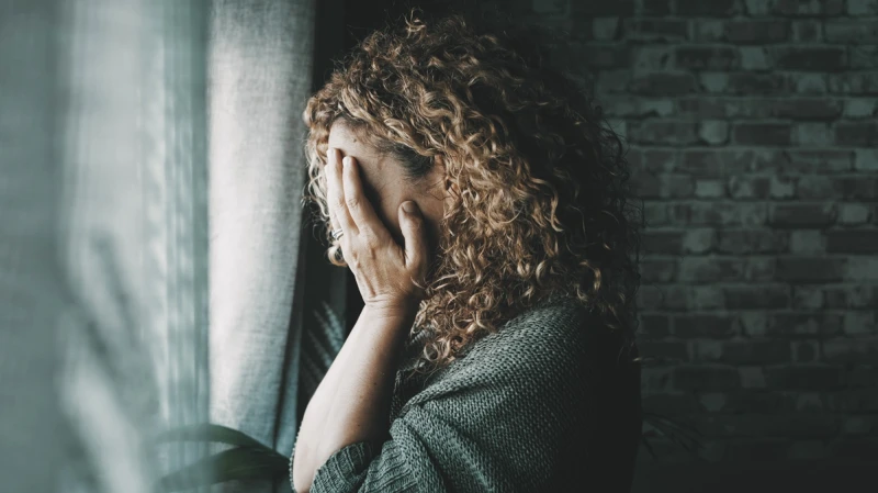 壓力大怎麼辦？長期過度承受恐失眠、導致心臟病！3招急救方式快速放鬆減輕