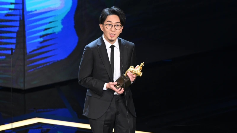 港片《年少日記》奪金馬60首金,「最佳新導演」卓亦謙認患憂鬱症,感性謝女友「妳美麗的靈魂陪我走出黑暗」