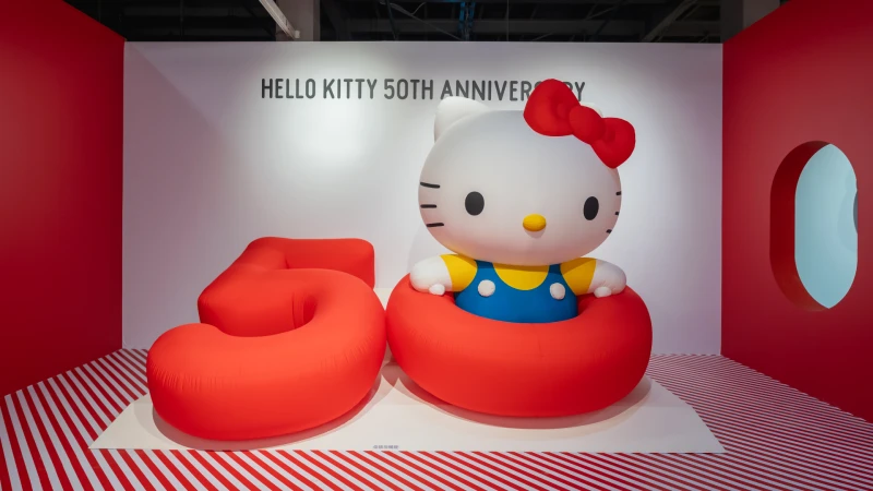 HELLO KITTY 50週年特展華山登場！７大展區、票價、限定公仔資訊都在這裡！一起來回顧凱蒂貓的各種可愛樣貌吧！