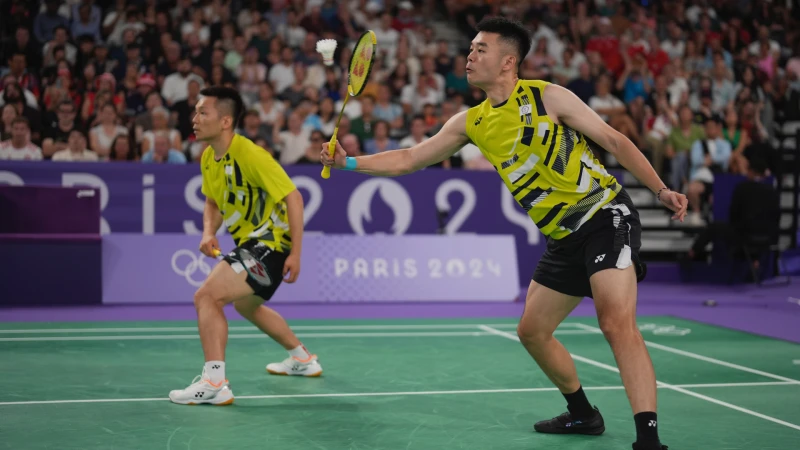 麒麟臂開大絕！王齊麟、李洋巴黎奧運激戰世界第2丹麥好手，第3局狂攻贏得勝利