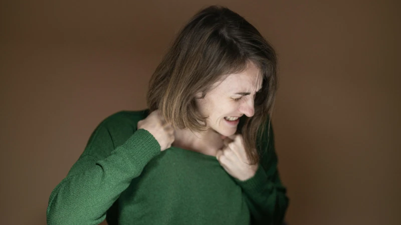 「心肌梗塞」愈來愈年輕化：飲食、吸菸、沒運動…都是高風險族群！自救與救人一定要會這些事