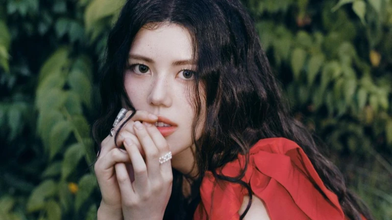 Olivia Marsh是誰?NewJeans成員Danielle親姐宣布出道,混血臉蛋獨特嗓音令人期待