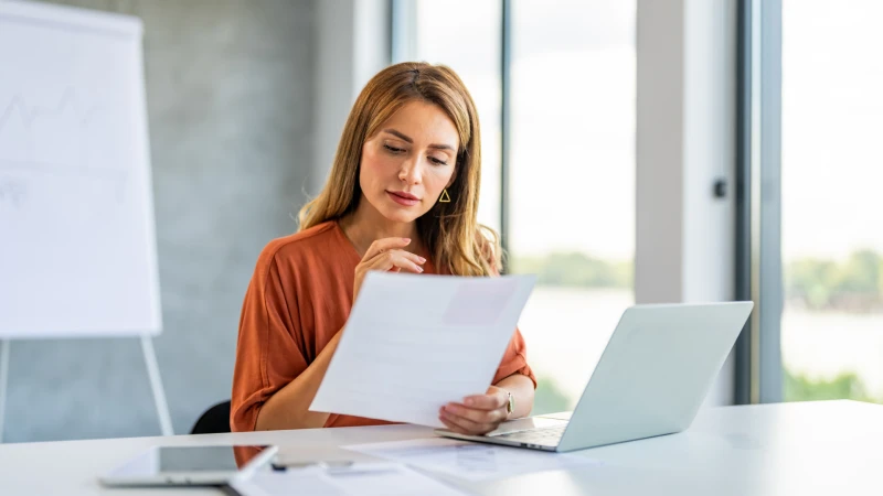 塔羅占卜|年終獎金準備入袋!選張卡牌看看未來工作順利指數有多少