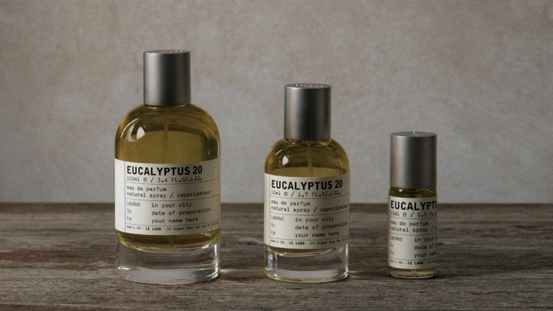 Le Labo 2025最新香水「EUCALYPTUS 20桉樹20」登場,沉靜木質香氣為流浪的心靈找尋出口