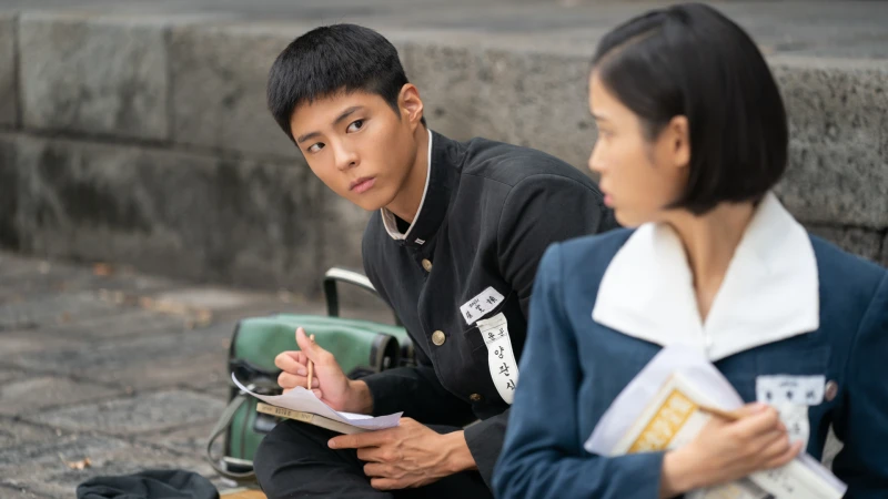「好痛苦,到底要怎樣忘掉一個人?」稀釋妳的愛情,妳才能看見世界