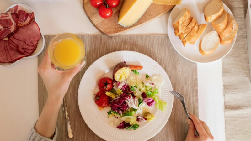 5天清腸排毒法：液斷日/蛋斷日/肉斷日/果斷日/菜斷日 讓妳輕鬆甩小腹、拉滿身體的輕盈感！