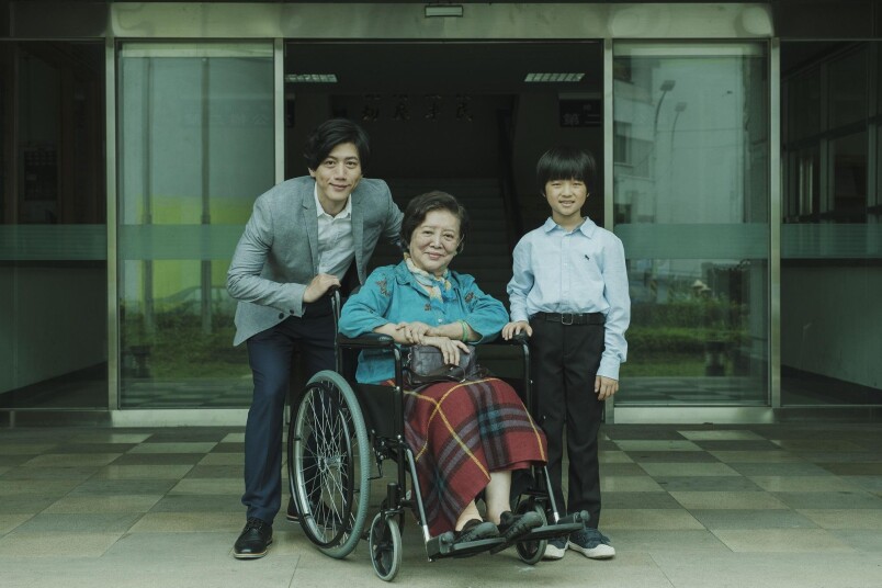 【金馬57/2020金馬獎】《親愛的房客》導演鄭有傑專訪,「真的重要的事,不一定要用力地講出來。」